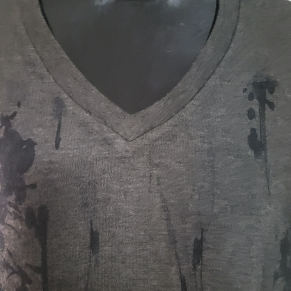 Gray and Black Floral Long Sleeve Top - Picture 3 of 8